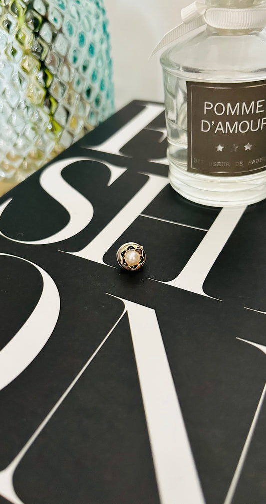 Broche bouton