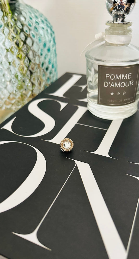 Broche bouton